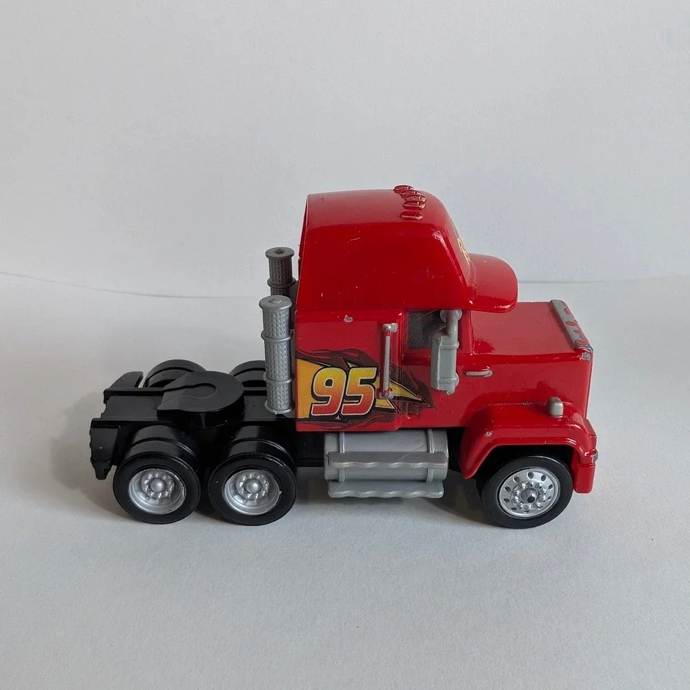 Disney Pixar Cars Mattel Mack Hauler Diecast Semi Truck Red Rust-eze 95